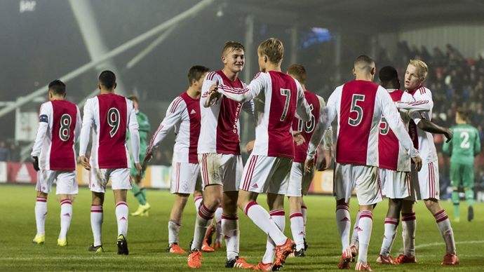 人才储备决 人才储备决