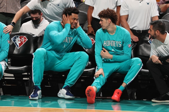 在混战中找 在混战中找